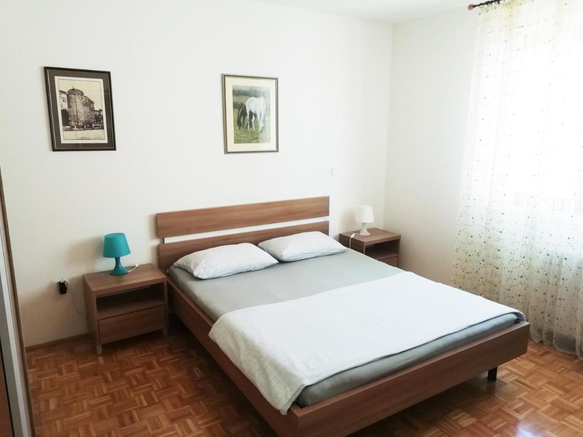 Lara'S Apartment Задар Екстериор снимка